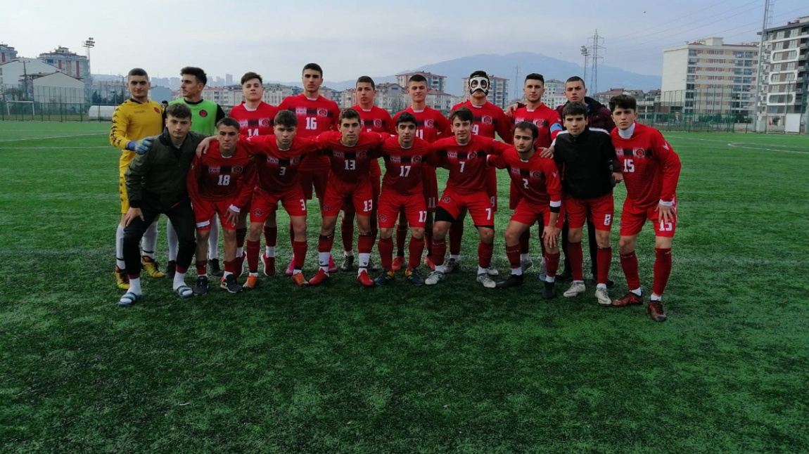 Erkek Futbol Takımımız Türkiye Şampiyonası'nda Yarı Finalde...